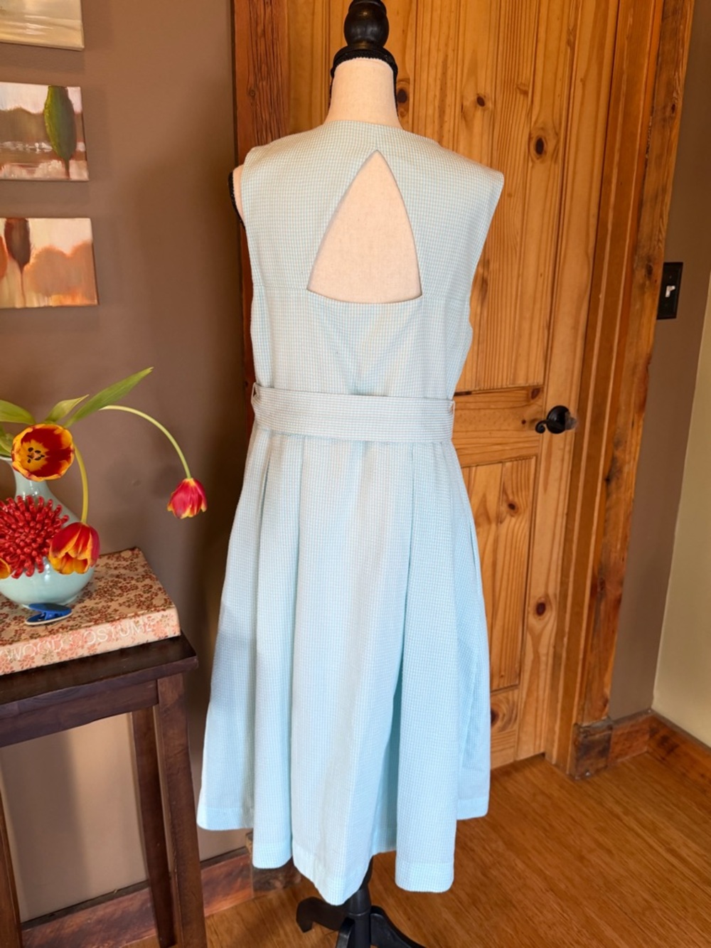 Donna Morgan Seersucker Sleeveless Belted Button-Front Dress w/ Keyhole back - Picture 2 of 5